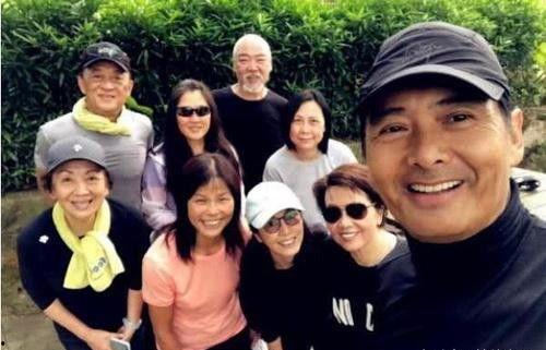 娱乐吃瓜不想停播了,停播？不存在的！